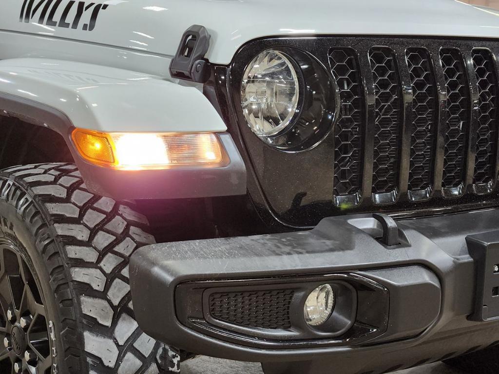 used 2021 Jeep Gladiator car, priced at $30,589
