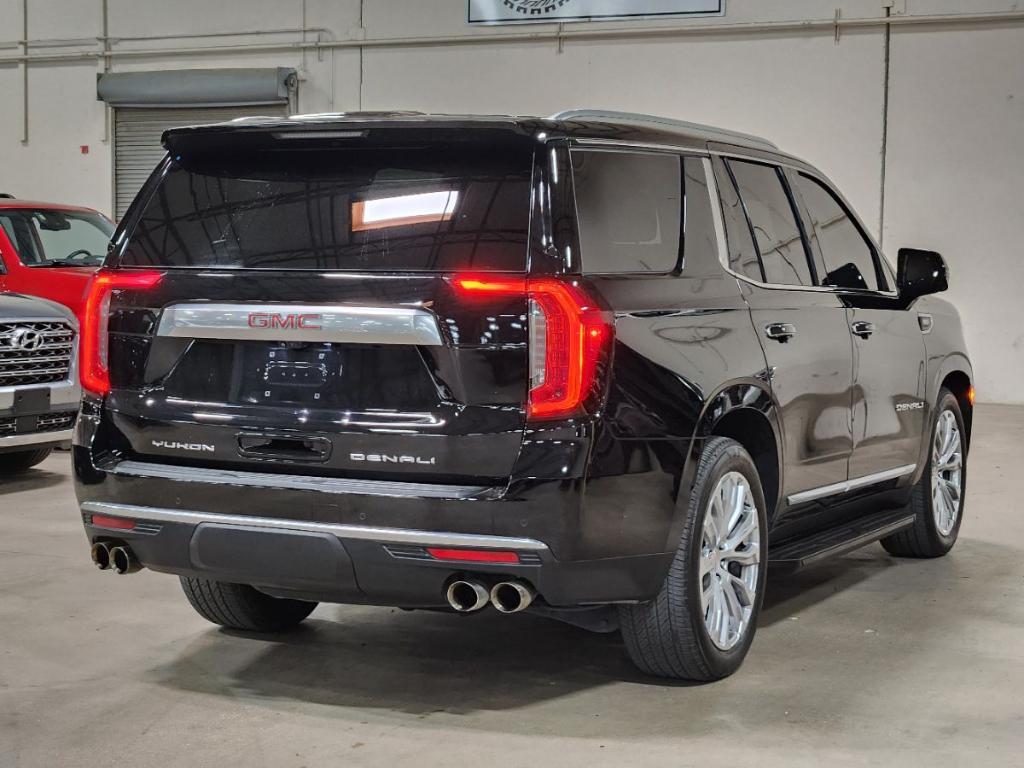 used 2024 GMC Yukon car, priced at $77,235