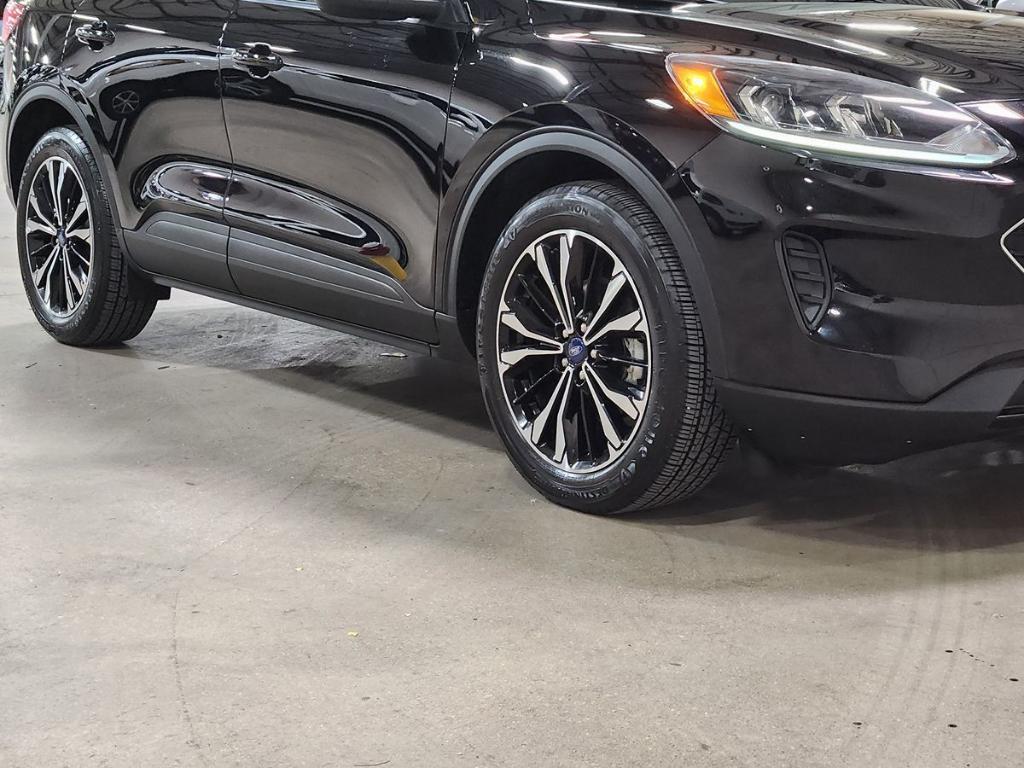 used 2022 Ford Escape car, priced at $14,060