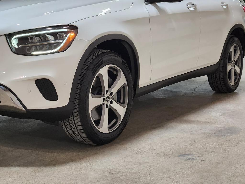 used 2023 Mercedes-Benz GLC 300 car, priced at $35,085