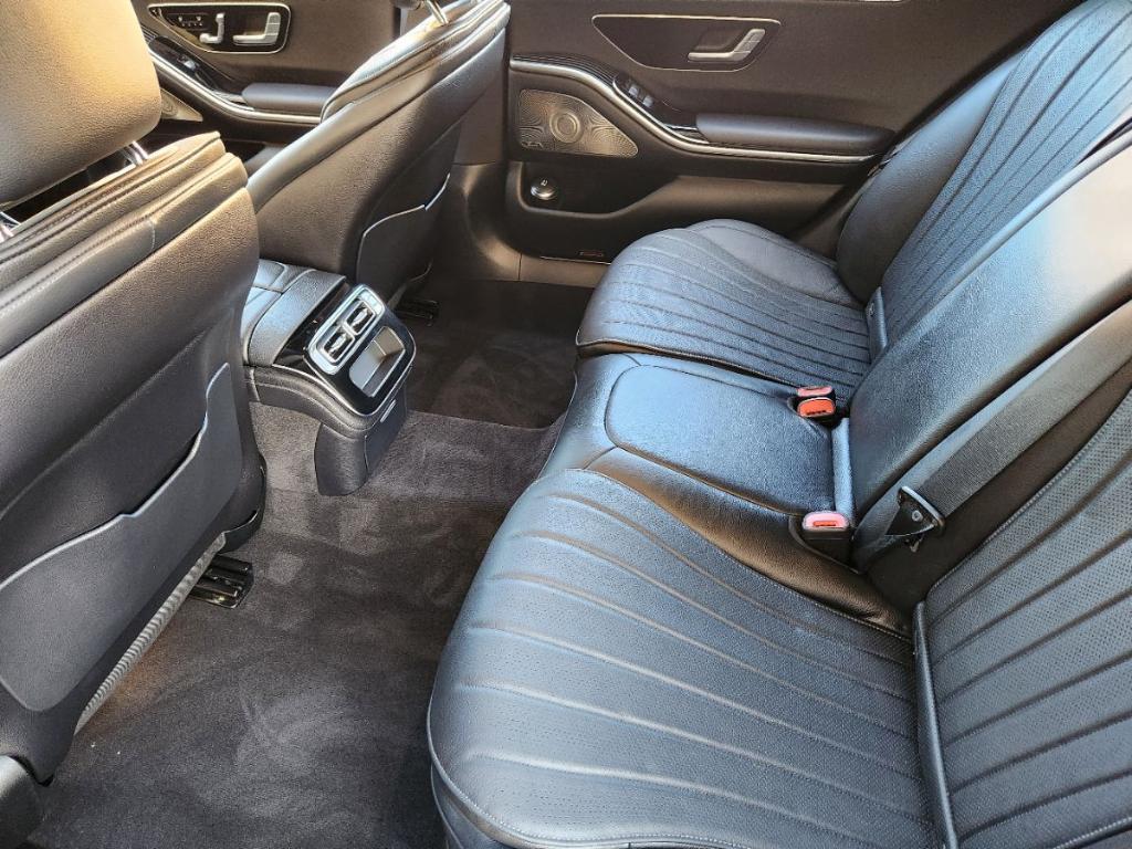 Mercedes-Benz S-Class view 51