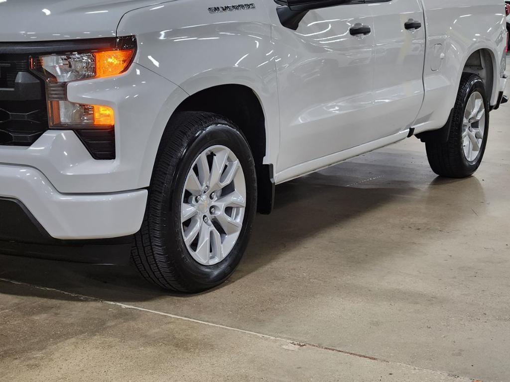 used 2022 Chevrolet Silverado 1500 car, priced at $30,994