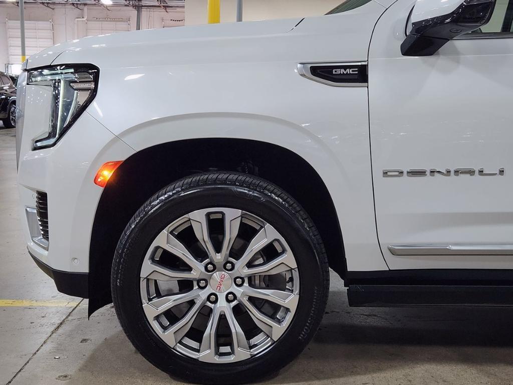 used 2023 GMC Yukon car, priced at $62,065