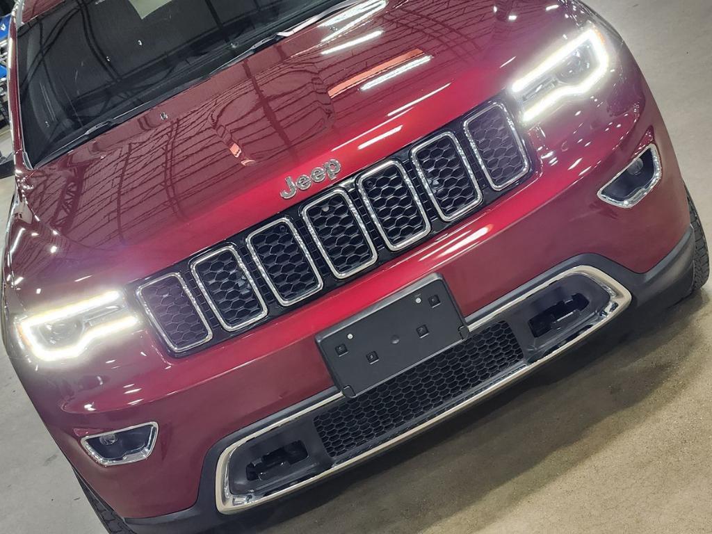 used 2021 Jeep Grand Cherokee car, priced at $28,612