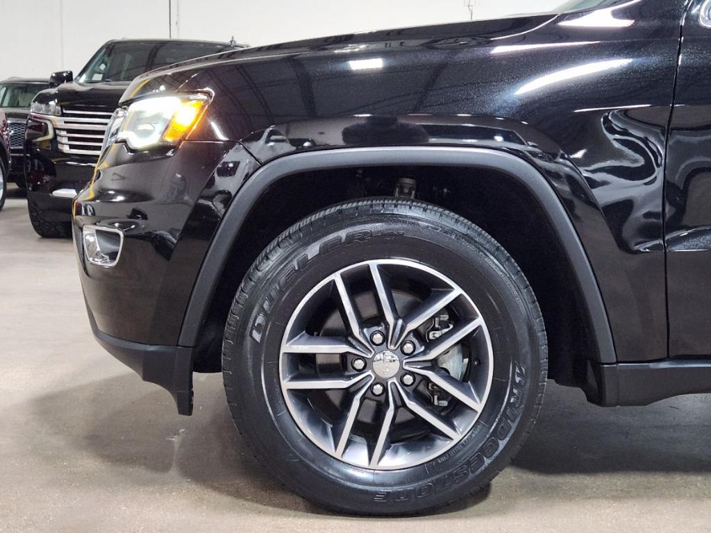 used 2017 Jeep Grand Cherokee car, priced at $15,646