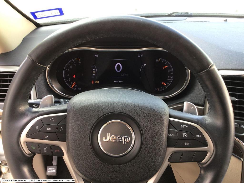 used 2017 Jeep Grand Cherokee car, priced at $18,174