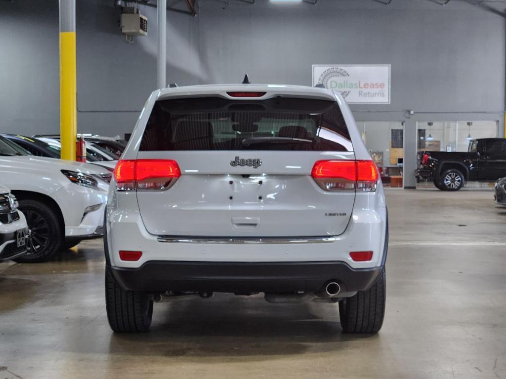 used 2017 Jeep Grand Cherokee car, priced at $18,174
