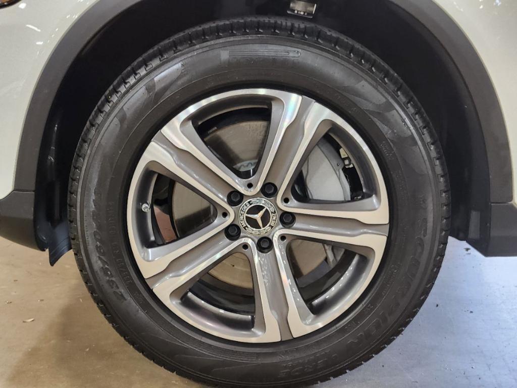 used 2021 Mercedes-Benz GLC 300 car, priced at $28,385