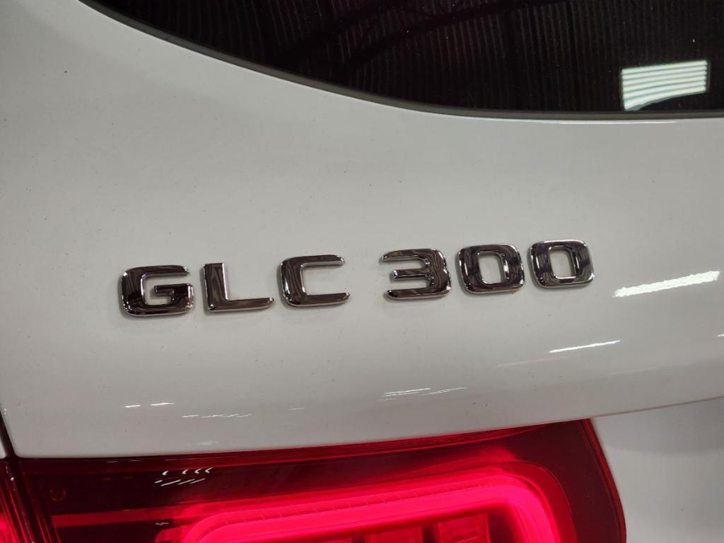 used 2021 Mercedes-Benz GLC 300 car, priced at $28,385