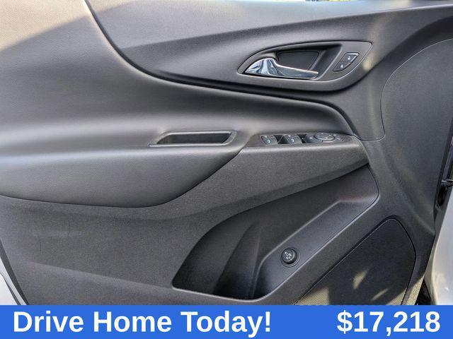 used 2022 Chevrolet Equinox car, priced at $17,218