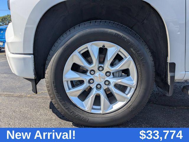 used 2024 Chevrolet Silverado 1500 car, priced at $34,592