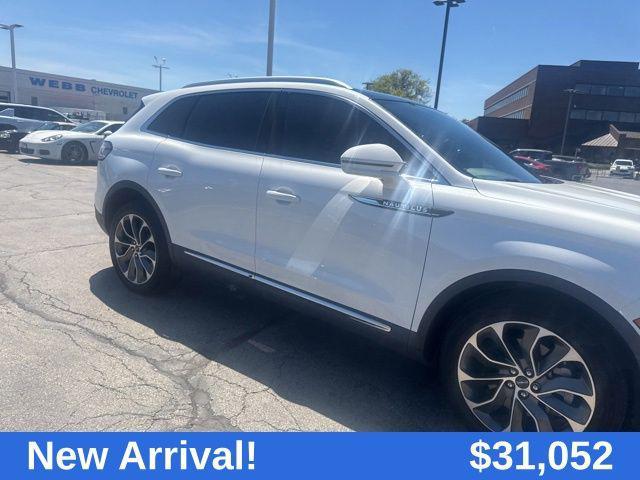 used 2022 Lincoln Nautilus car, priced at $31,464