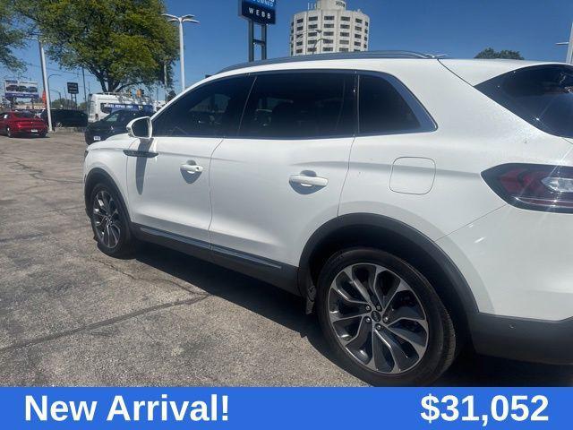 used 2022 Lincoln Nautilus car, priced at $31,464