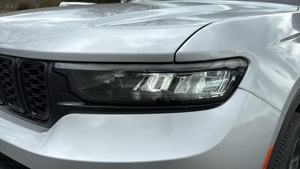 new 2025 Jeep Grand Cherokee L car, priced at $48,375