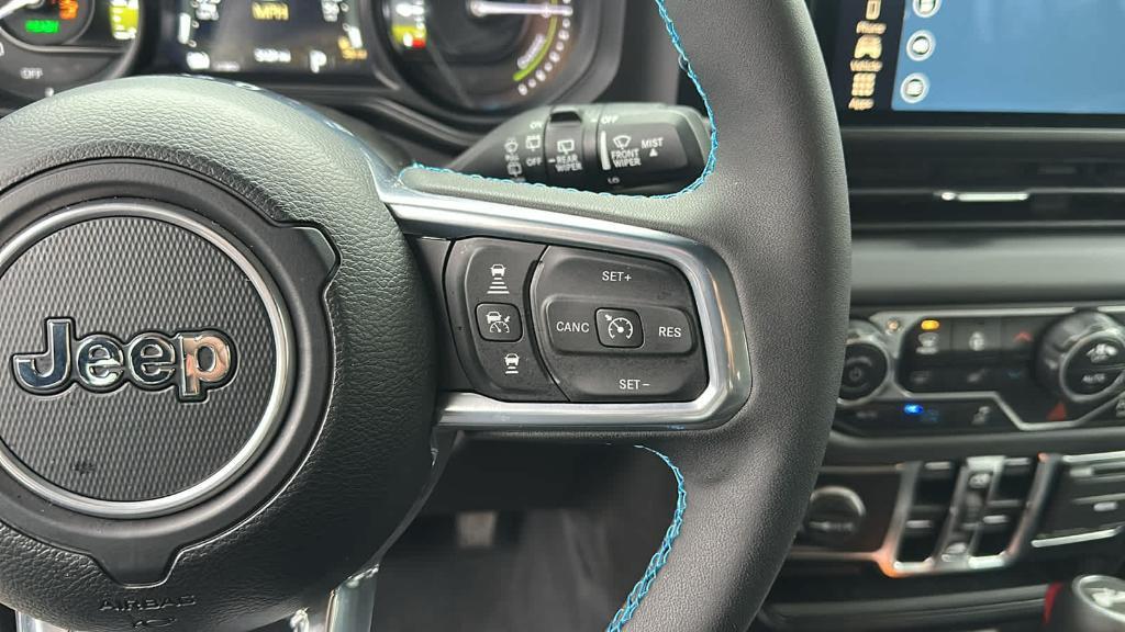 new 2024 Jeep Wrangler 4xe car