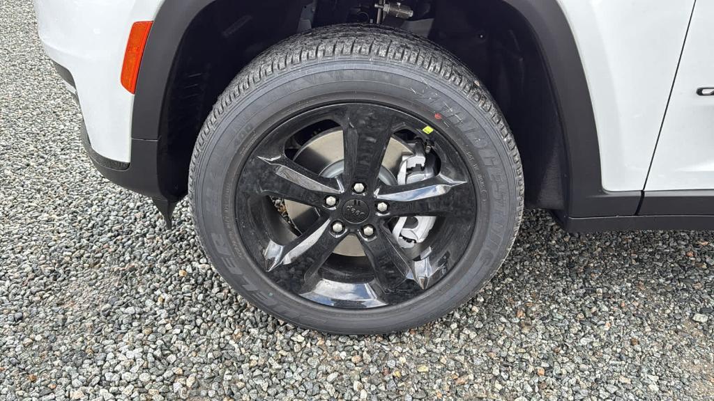 new 2025 Jeep Grand Cherokee L car, priced at $47,780