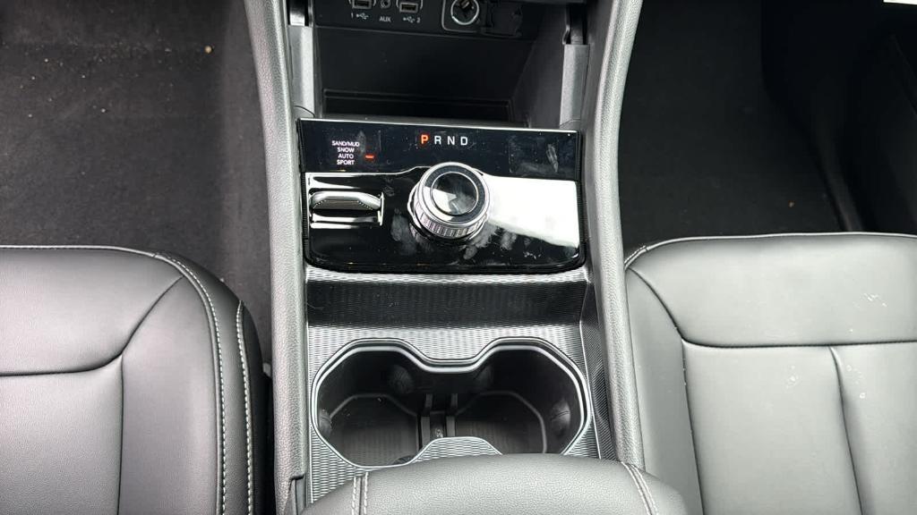 new 2026 Jeep Grand Cherokee car, priced at $49,910