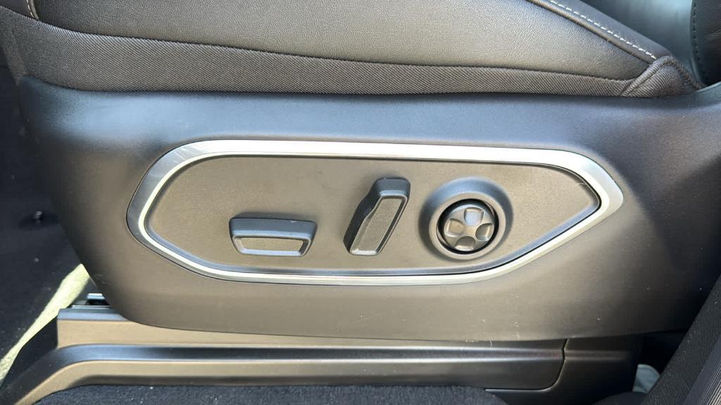 new 2026 Jeep Grand Wagoneer car, priced at $76,475