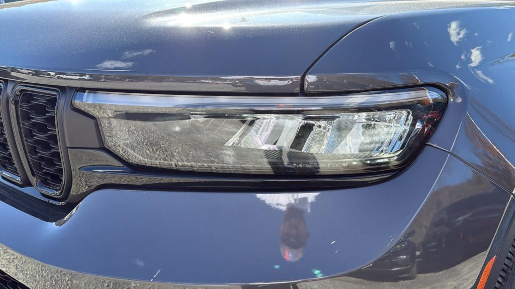 new 2025 Jeep Grand Cherokee L car, priced at $48,375