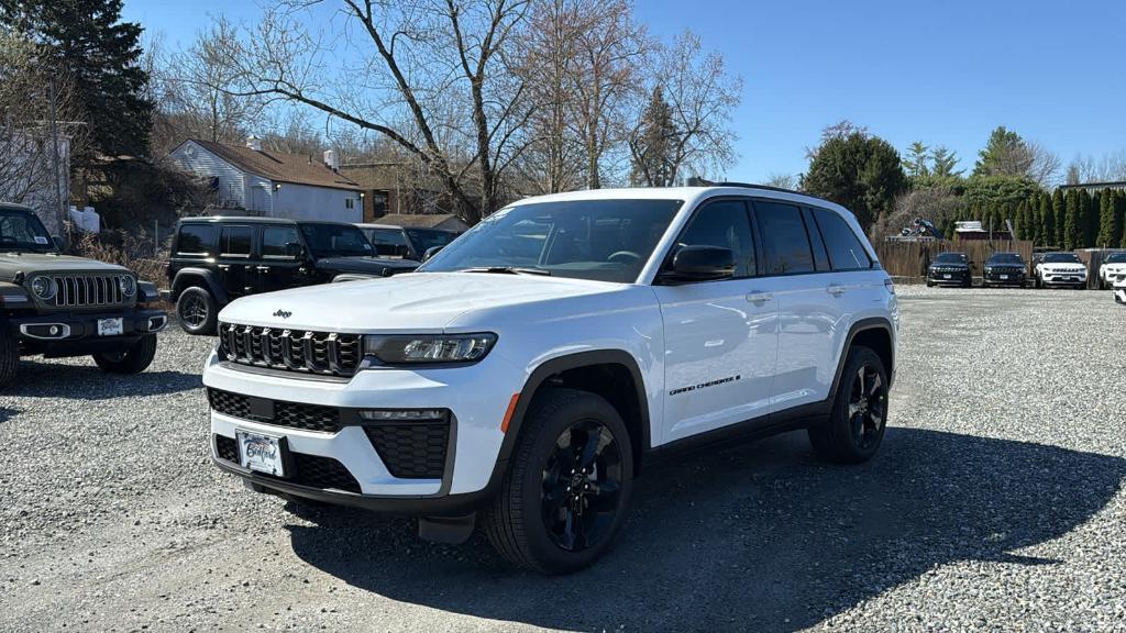 new 2026 Jeep Grand Cherokee car, priced at $49,875