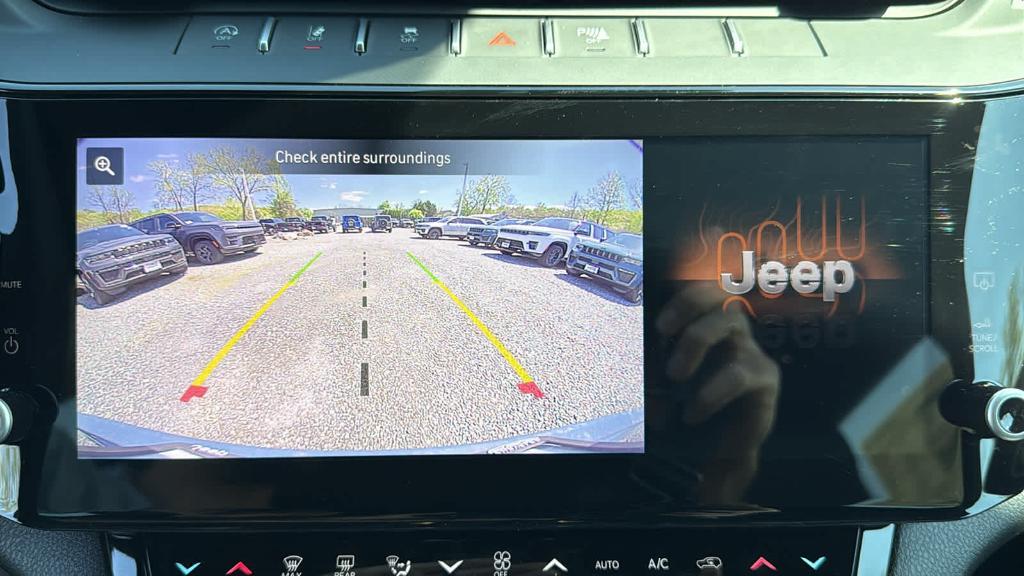 new 2026 Jeep Grand Cherokee car, priced at $49,910