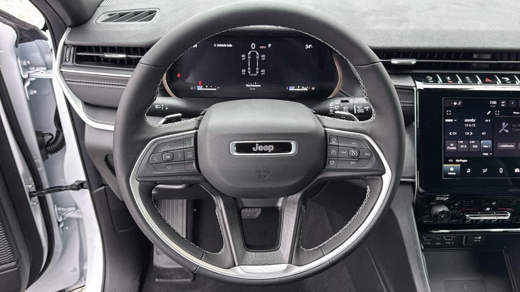 new 2025 Jeep Grand Cherokee L car, priced at $47,780