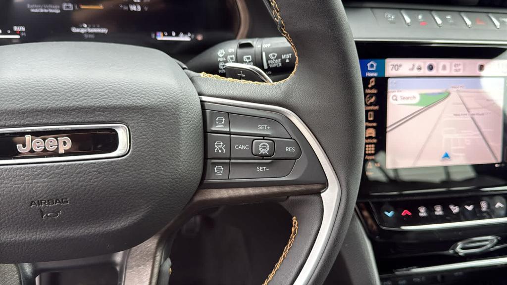 new 2026 Jeep Grand Cherokee car, priced at $51,480