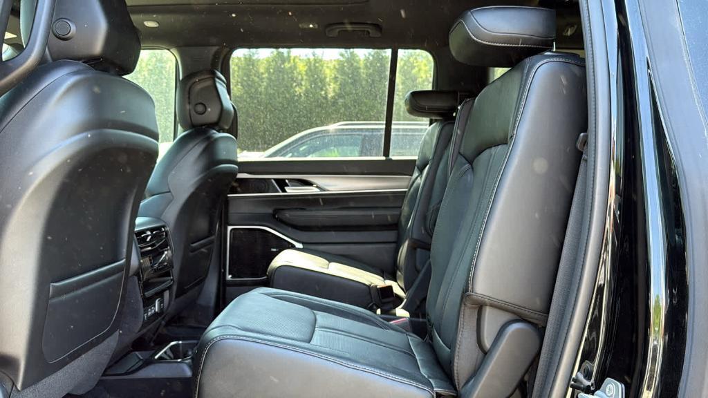 new 2026 Jeep Grand Wagoneer L car, priced at $79,475