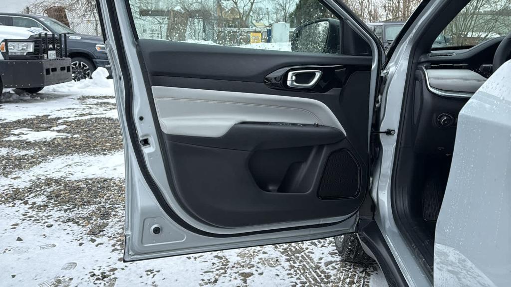 new 2026 Jeep Compass car, priced at $34,705