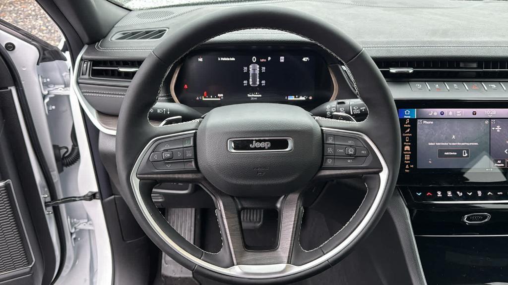 new 2026 Jeep Grand Cherokee car, priced at $51,985