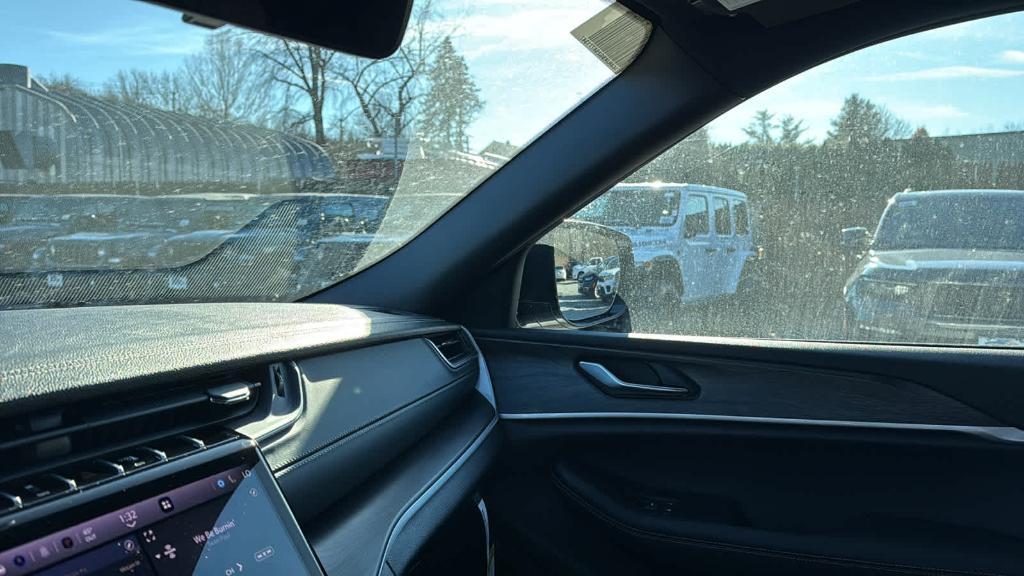 new 2025 Jeep Grand Cherokee L car, priced at $52,835