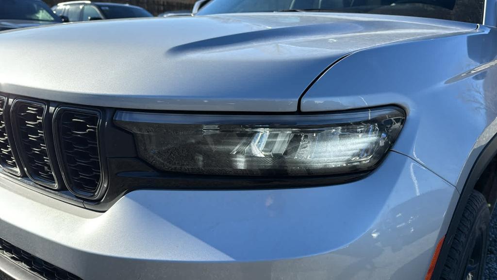 new 2025 Jeep Grand Cherokee L car, priced at $52,835