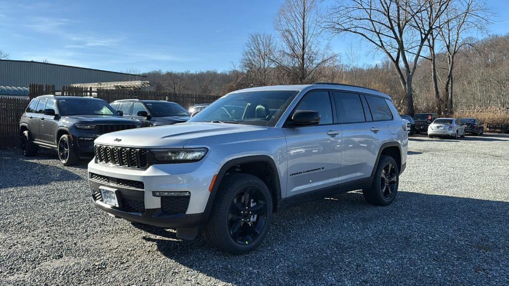 new 2025 Jeep Grand Cherokee L car, priced at $52,835