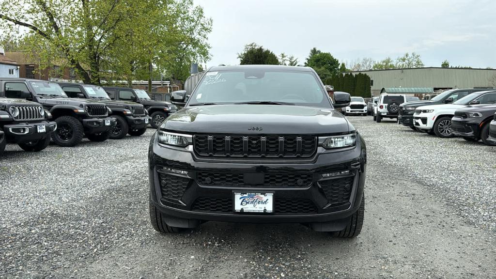 new 2026 Jeep Grand Cherokee car, priced at $52,475