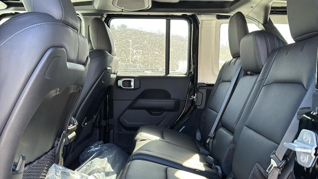 new 2026 Jeep Wrangler car, priced at $55,975