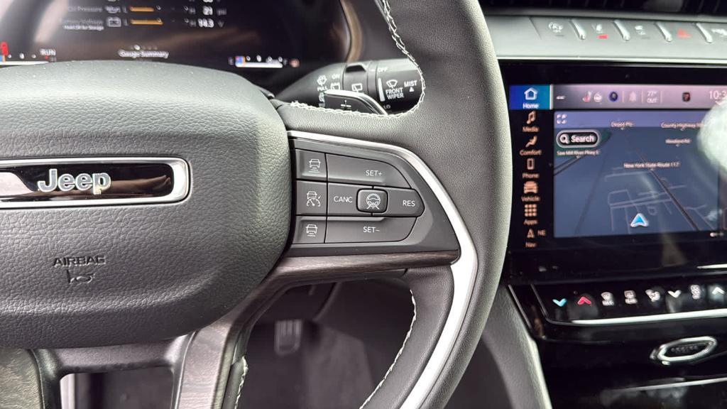 new 2026 Jeep Grand Cherokee car, priced at $47,945