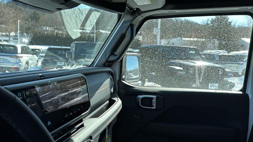 new 2026 Jeep Wrangler car, priced at $55,380