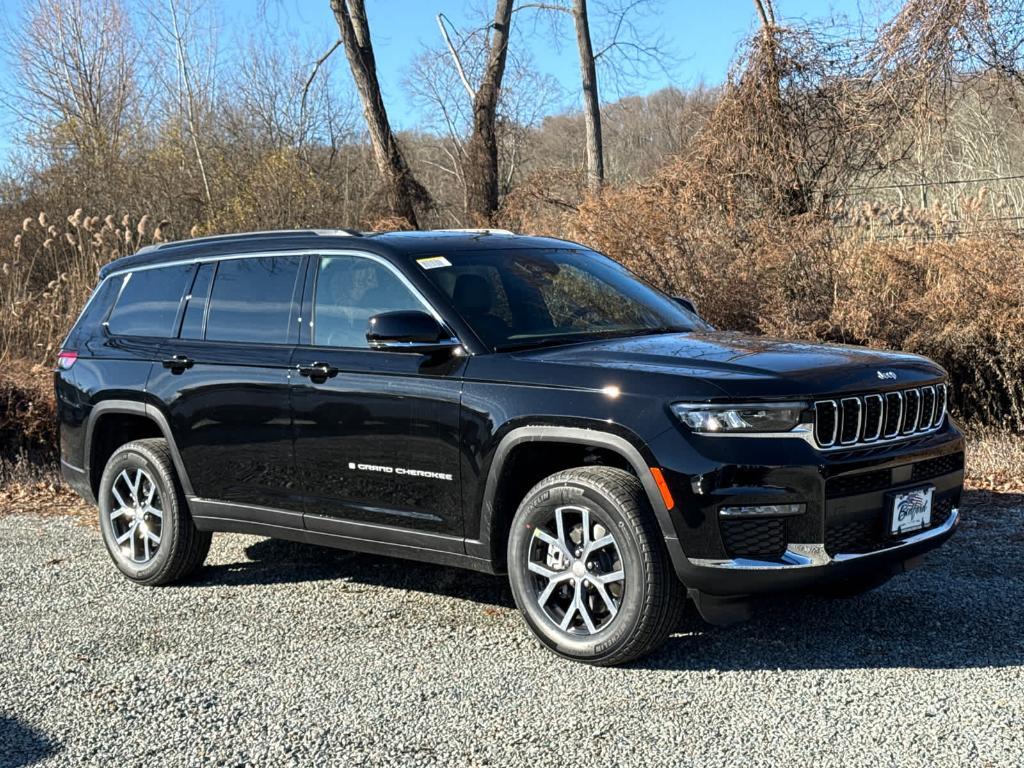 new 2025 Jeep Grand Cherokee L car, priced at $50,110
