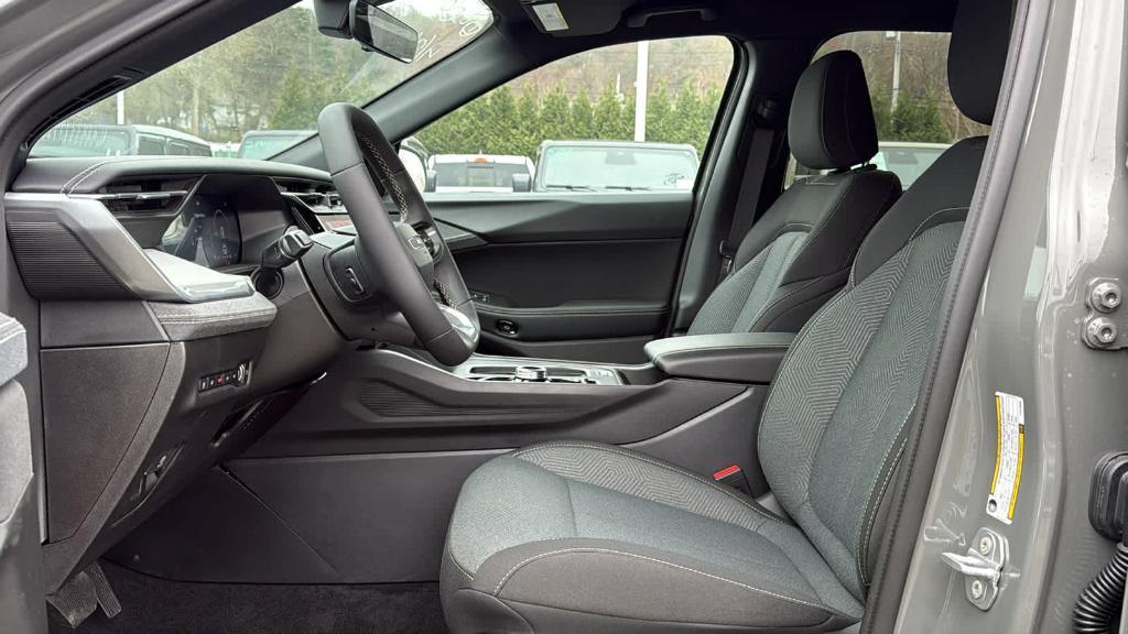 new 2026 Jeep Cherokee car, priced at $39,815