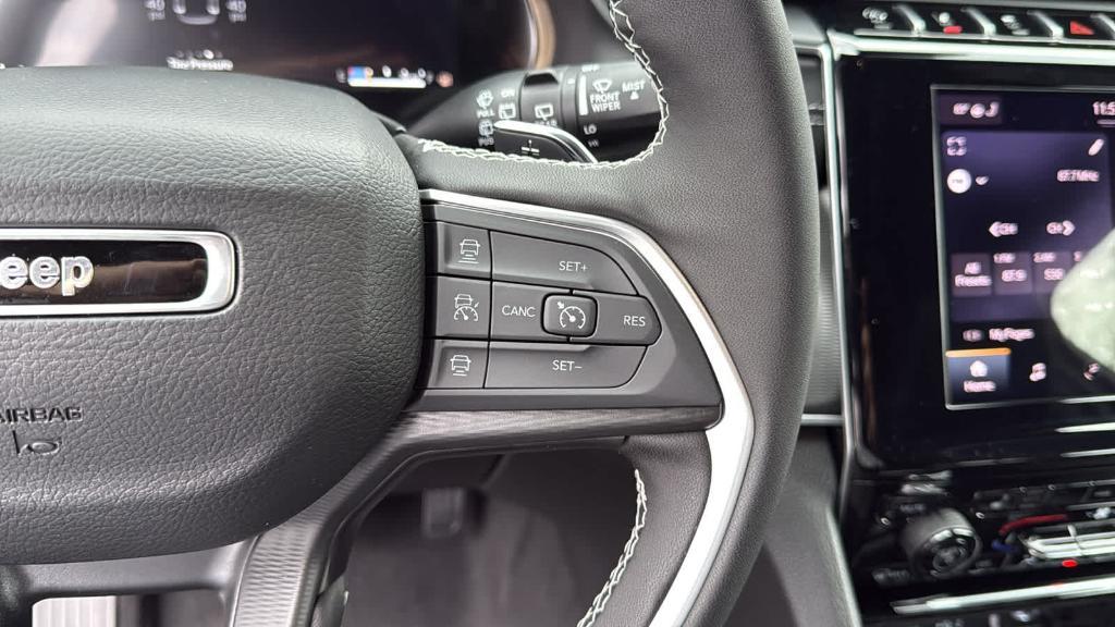 new 2025 Jeep Grand Cherokee L car, priced at $48,375