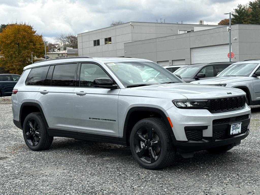 new 2025 Jeep Grand Cherokee L car, priced at $47,875