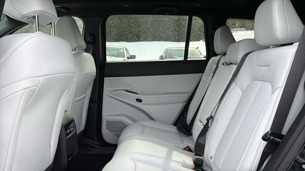 new 2026 Jeep Cherokee car, priced at $44,905