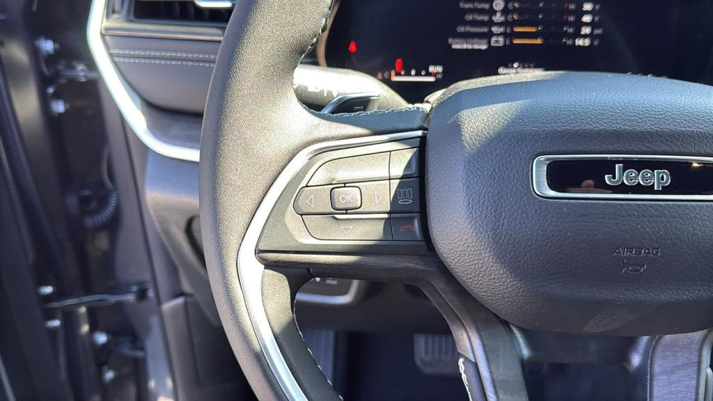 new 2026 Jeep Grand Cherokee car, priced at $50,470
