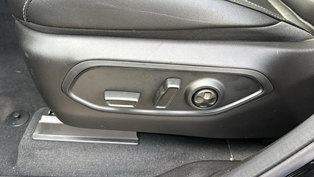 new 2025 Jeep Grand Cherokee L car, priced at $50,360