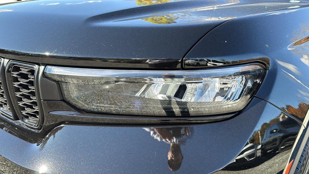 new 2025 Jeep Grand Cherokee L car, priced at $53,085