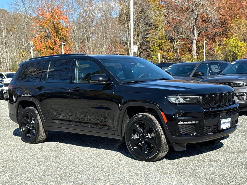 new 2025 Jeep Grand Cherokee L car, priced at $53,085