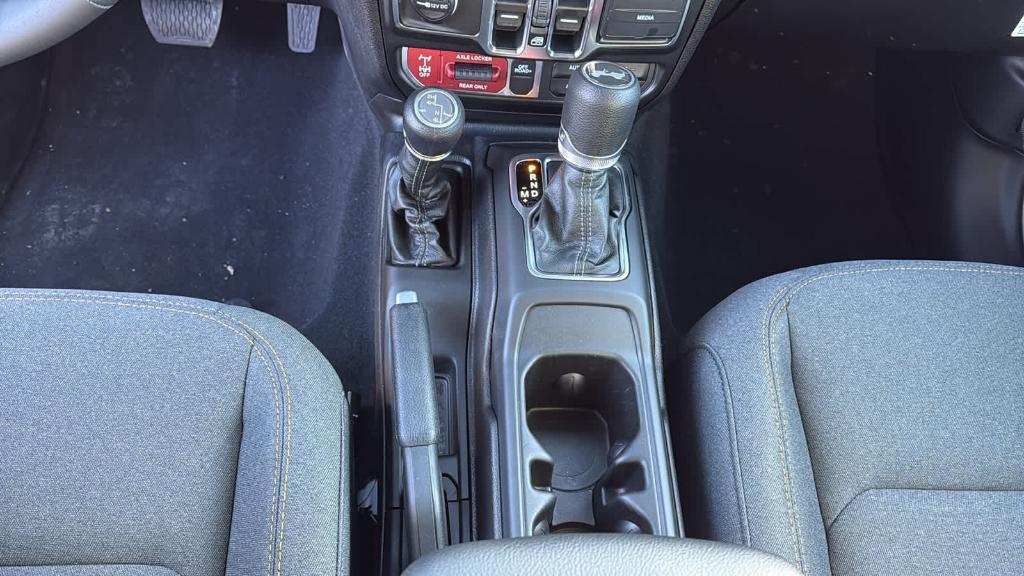 new 2026 Jeep Wrangler car, priced at $52,585