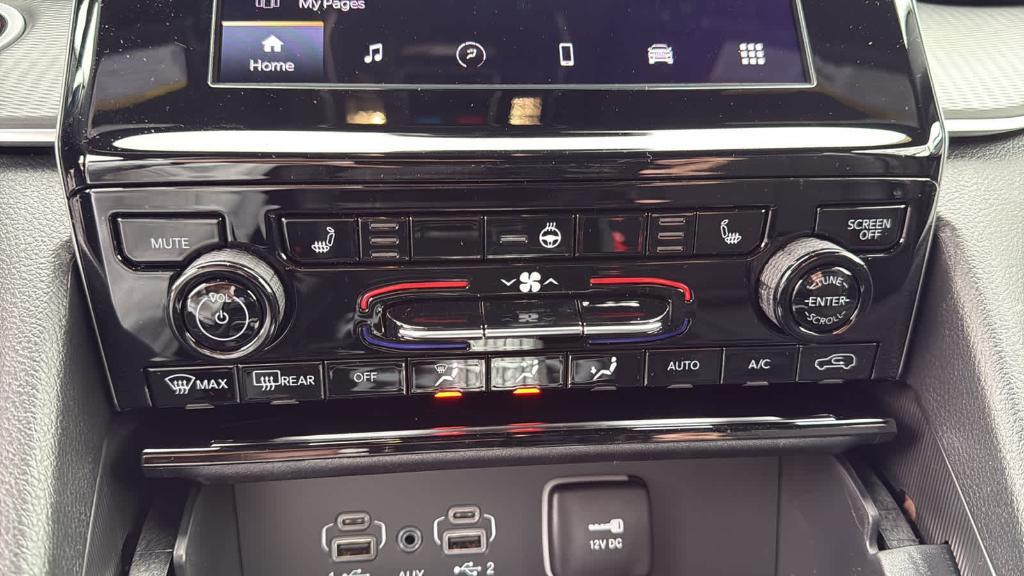 new 2025 Jeep Grand Cherokee car, priced at $46,030