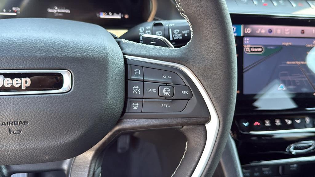 new 2026 Jeep Grand Cherokee car, priced at $53,470