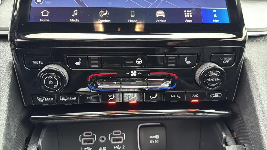 new 2025 Jeep Grand Cherokee car, priced at $49,640